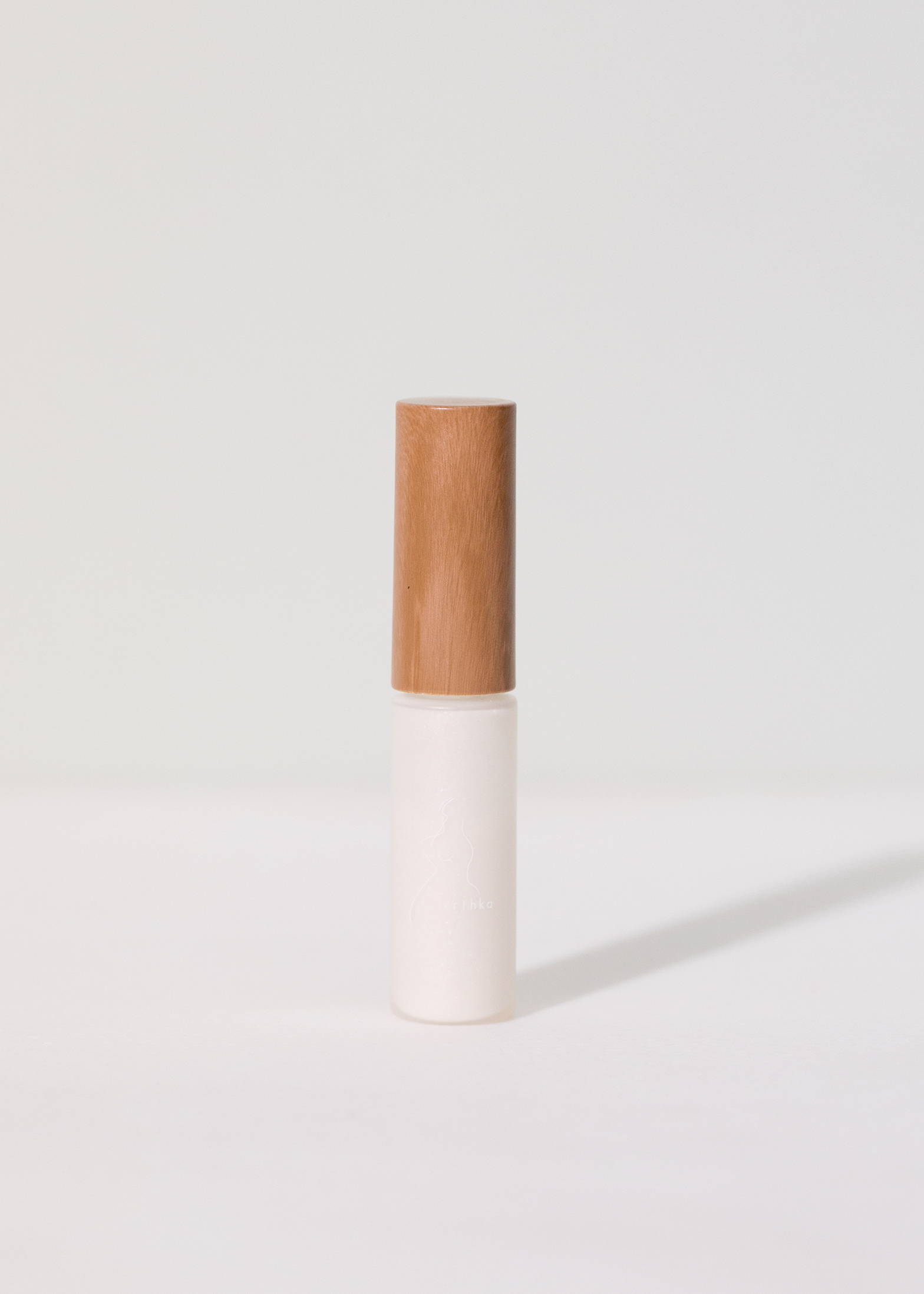 plump eyepolish (sheer gloss)